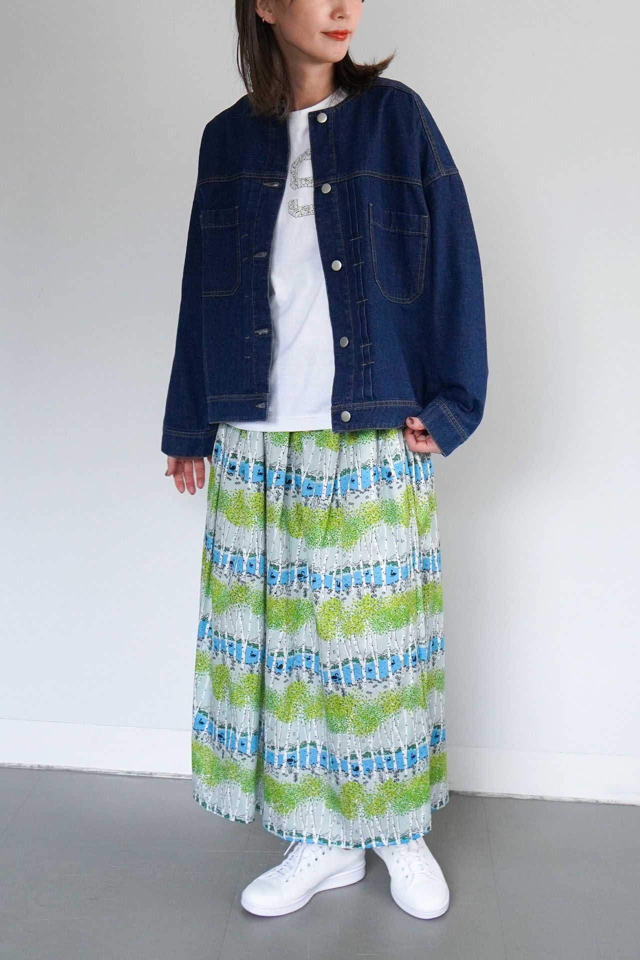 WHITE/model:168cm