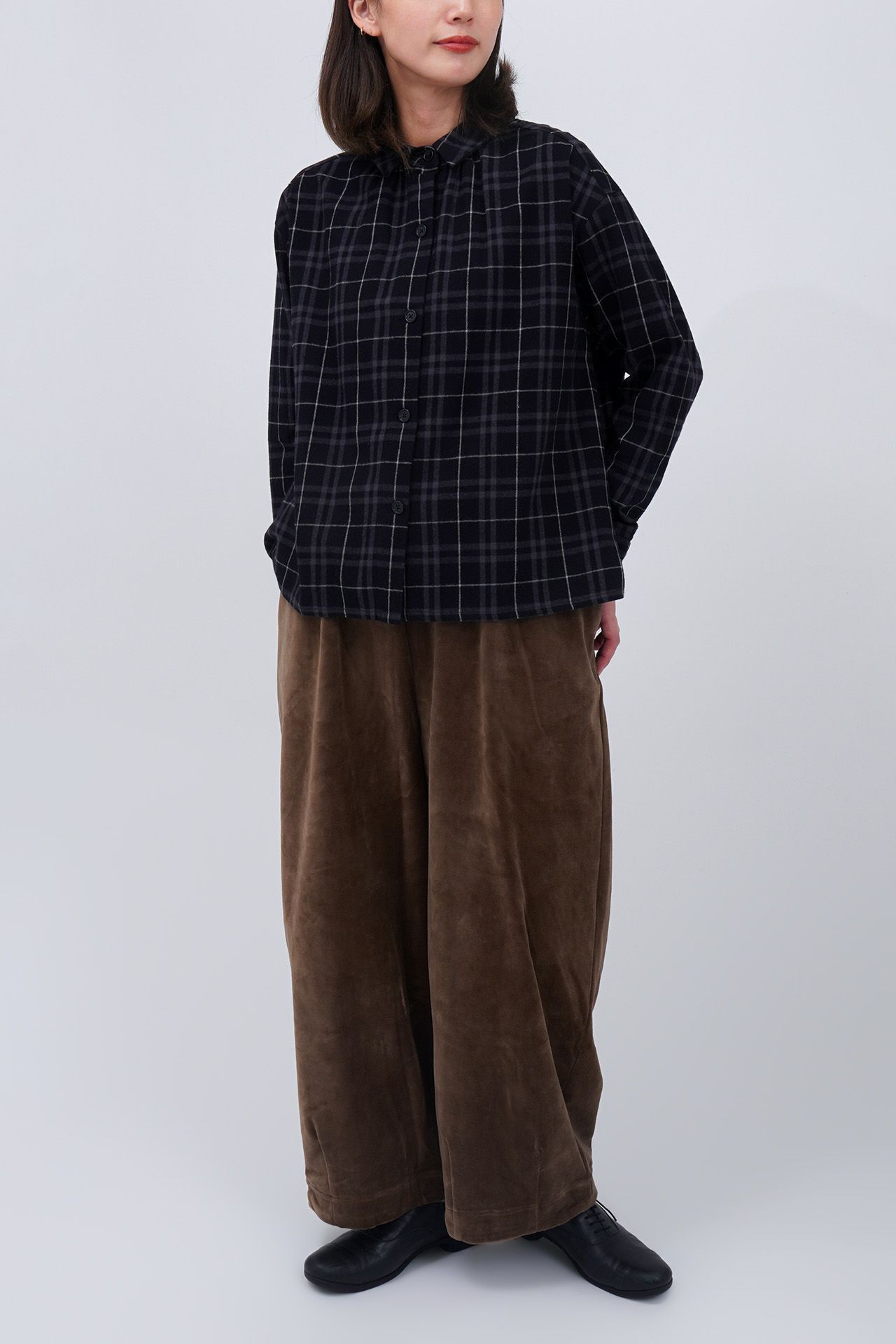 BROWN/model:168cm